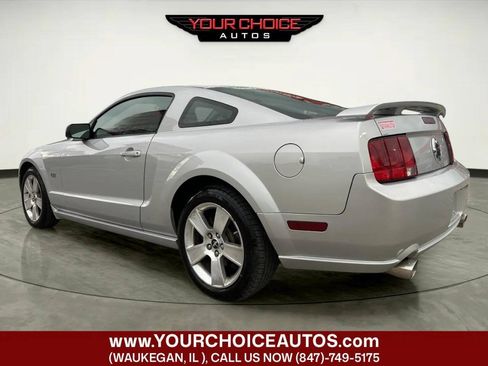 Used 2006 Ford Mustang GT RWD image 3