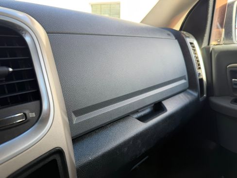 Used 2015 RAM 2500 SLT image 36