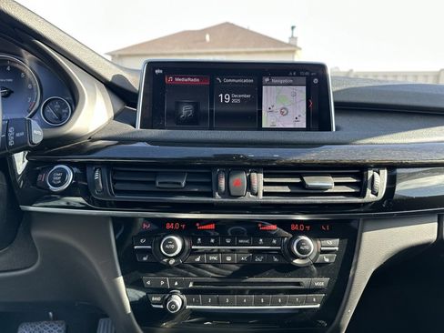 Used 2018 BMW X5 xDrive50i image 37