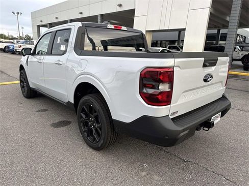 New 2026 Ford Maverick Lariat w/ Black Appearance Package image 7