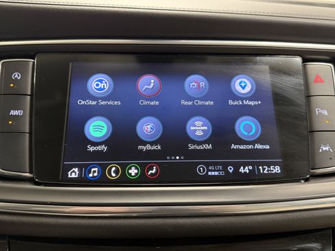 Used 2023 Buick Enclave Essence w/ Experience Buick Package image 11