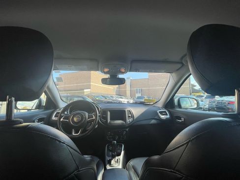 Used 2019 Jeep Compass Latitude w/ Cold Weather Group image 19