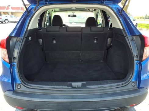 Used 2018 Honda HR-V EX image 9