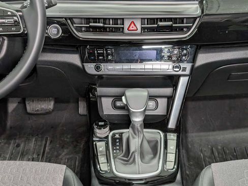 Certified 2024 Kia Seltos S image 19