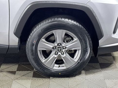 Used 2022 Toyota RAV4 XLE image 23