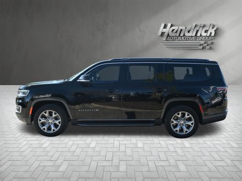 Used 2022 Jeep Wagoneer Series II AWD/4WD image 7