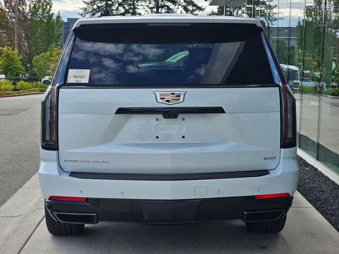New 2026 Cadillac Escalade ESV Platinum Sport AWD/4WD image 4