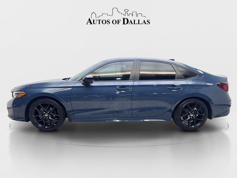 Used 2025 Honda Civic Sport image 5