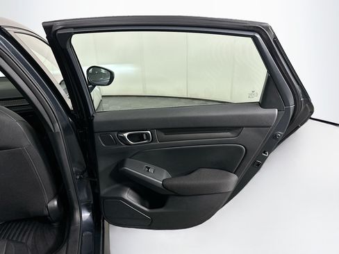 Used 2025 Honda Civic Sport image 28