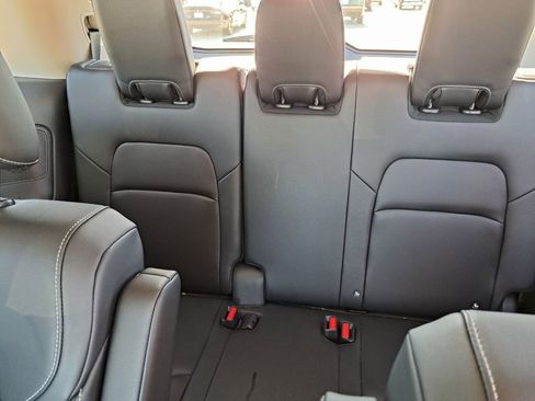 Used 2023 Nissan Pathfinder SL w/ SL Premium Package image 20