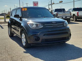 Used 2019 Kia Soul FWD video 2