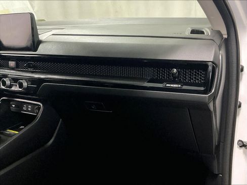 Used 2025 Honda CR-V EX-L image 13