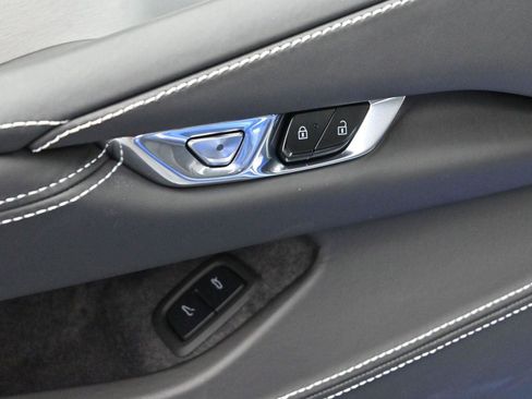 Used 2023 Chevrolet Corvette Stingray Premium Conv image 14