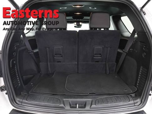 Used 2024 Dodge Durango GT RWD image 9
