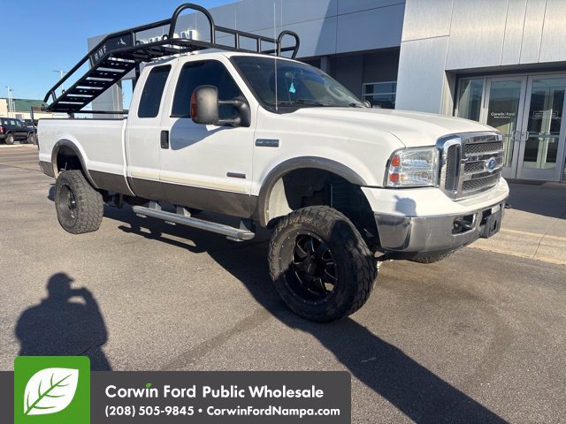 Used 2005 Ford F250 Lariat AWD/4WD image 3