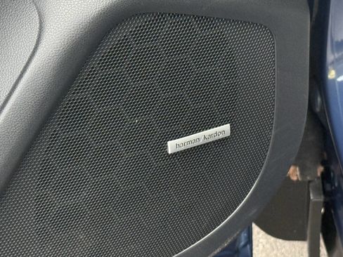 Used 2019 Subaru Ascent Limited image 10