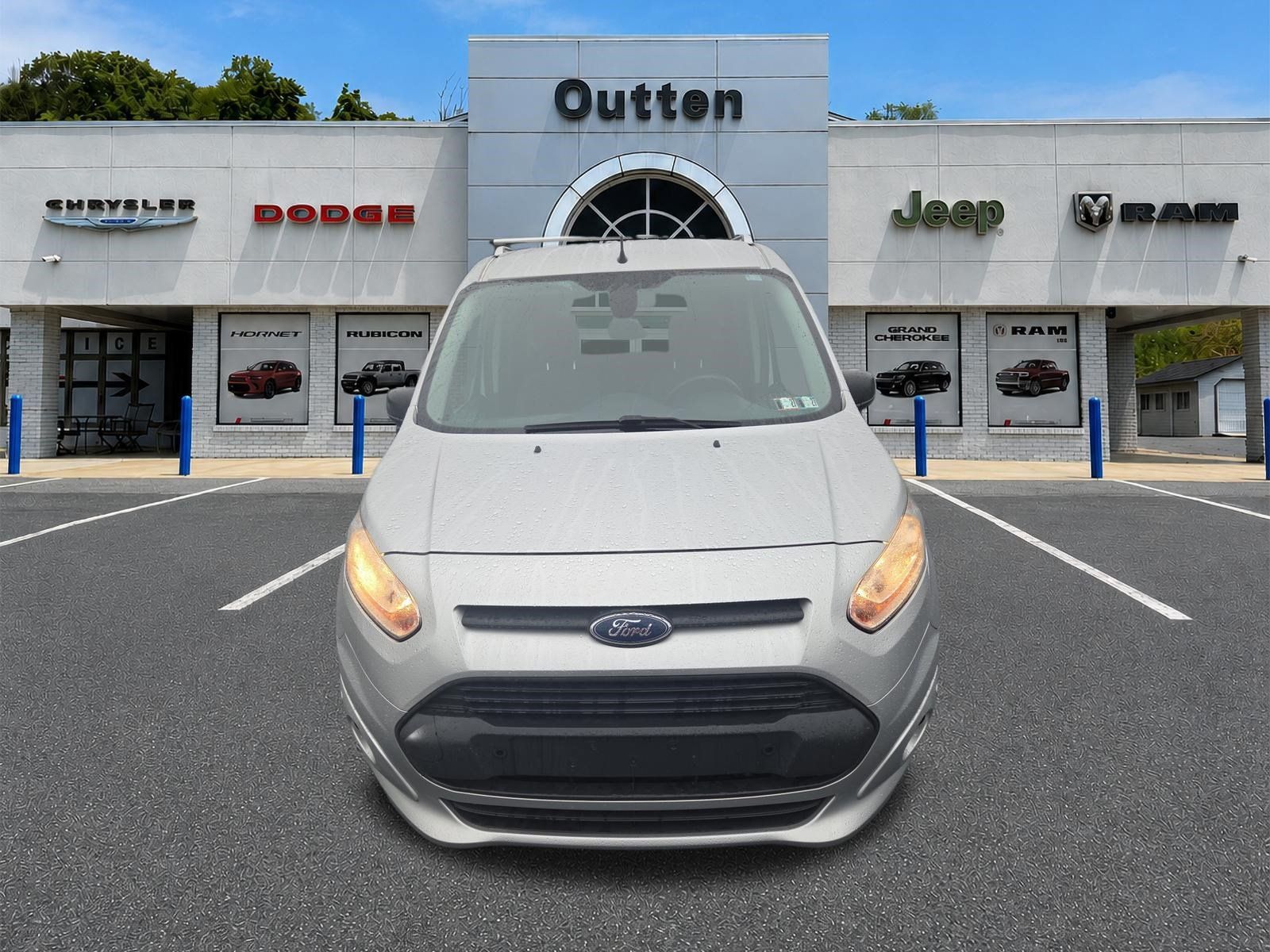 Used 2017 Ford Transit Connect XLT FWD image 9