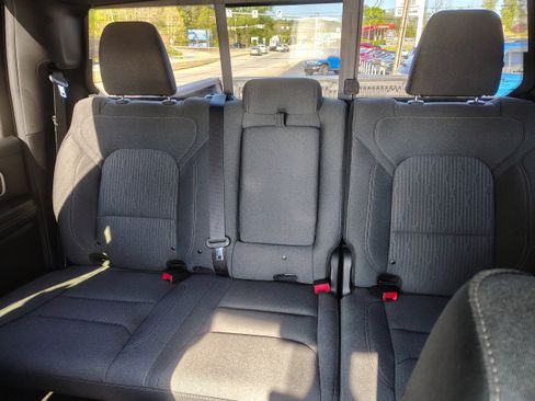 Certified 2019 RAM 1500 Big Horn AWD/4WD image 19