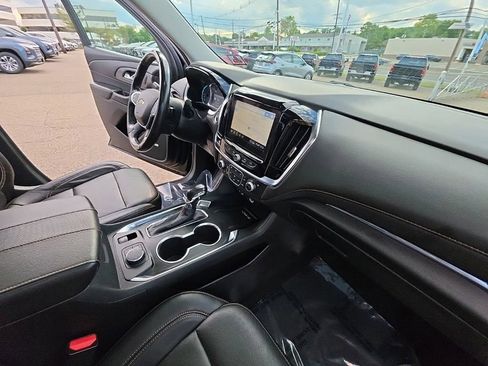 Used 2021 Chevrolet Traverse Premier w/ Redline Edition AWD/4WD image 34