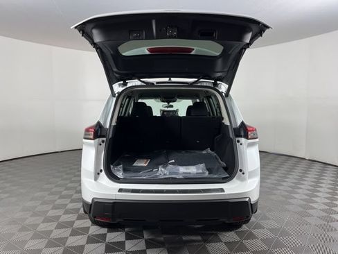 New 2026 Nissan Rogue SV FWD image 46