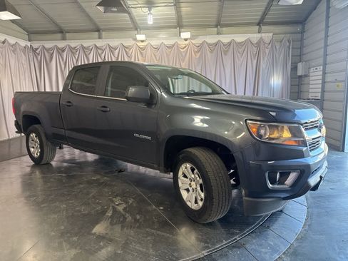 Used 2016 Chevrolet Colorado LT w/ LT Convenience Package image 3