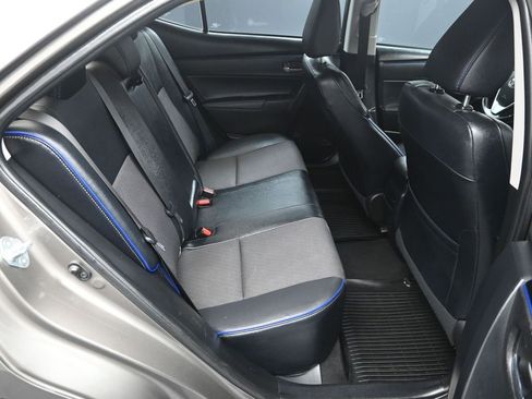 Used 2018 Toyota Corolla SE image 31