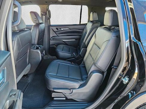 New 2026 Chevrolet Traverse LT w/ Sun and Wheel Package image 17