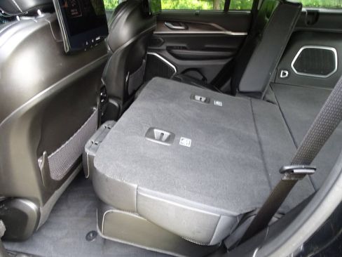 Used 2022 Jeep Grand Cherokee 4WD Limited 4xe w/ Rear Seat Video Group 1 image 44