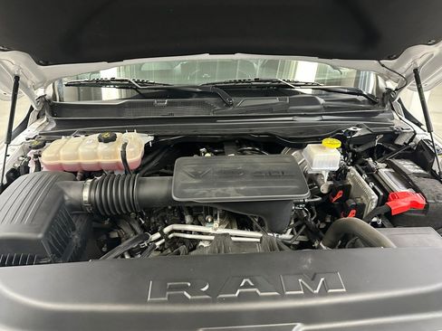 Used 2023 RAM 1500 Big Horn AWD/4WD image 35