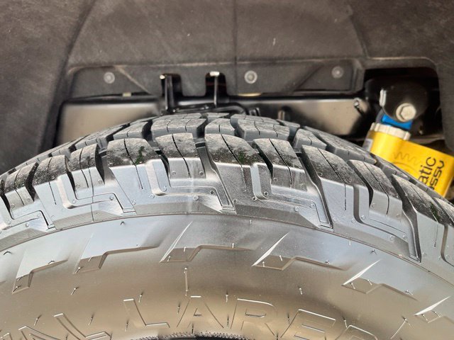Used 2024 Chevrolet Colorado ZR2 w/ ZR2 Convenience Package III AWD/4WD image 9