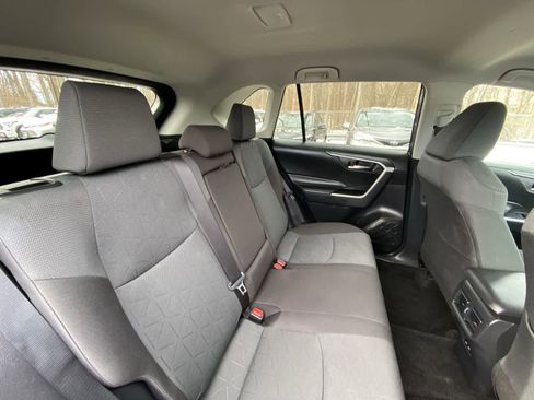 Used 2024 Toyota RAV4 XLE image 23