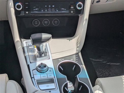 New 2025 Genesis G70 2.5T image 19