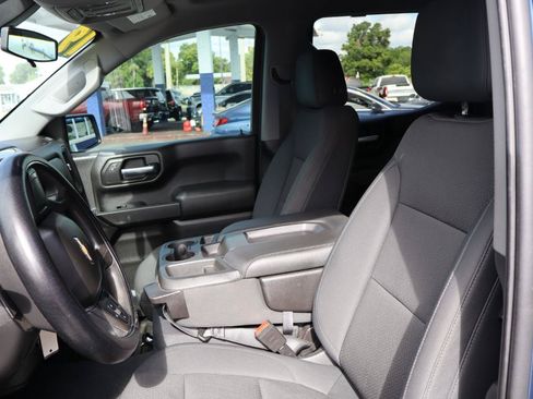 Used 2019 Chevrolet Silverado 1500 Custom w/ Custom Value Package AWD/4WD image 13