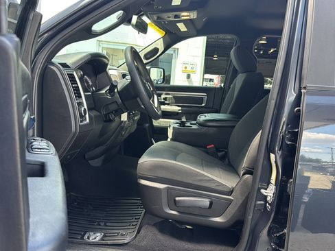 Used 2021 RAM 1500 Warlock w/ Electronics Group AWD/4WD image 12
