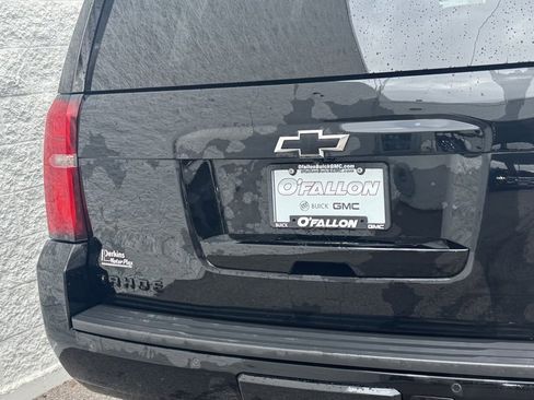 Used 2018 Chevrolet Tahoe Premier image 2