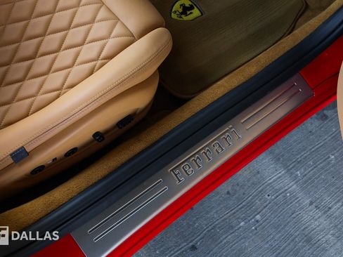 Used 2010 Ferrari California RWD image 37