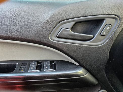 Used 2020 Chevrolet Colorado W/T w/ WT Convenience Package image 21