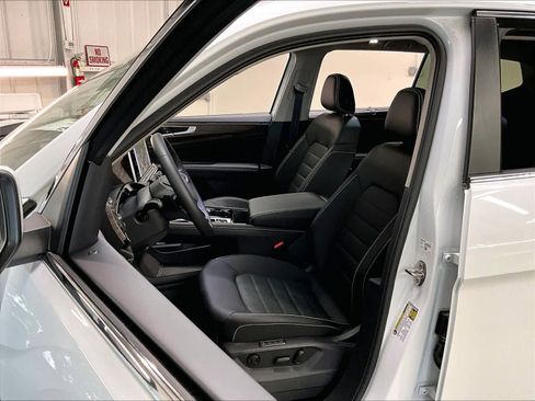 New 2026 Volkswagen Atlas SEL AWD/4WD image 11