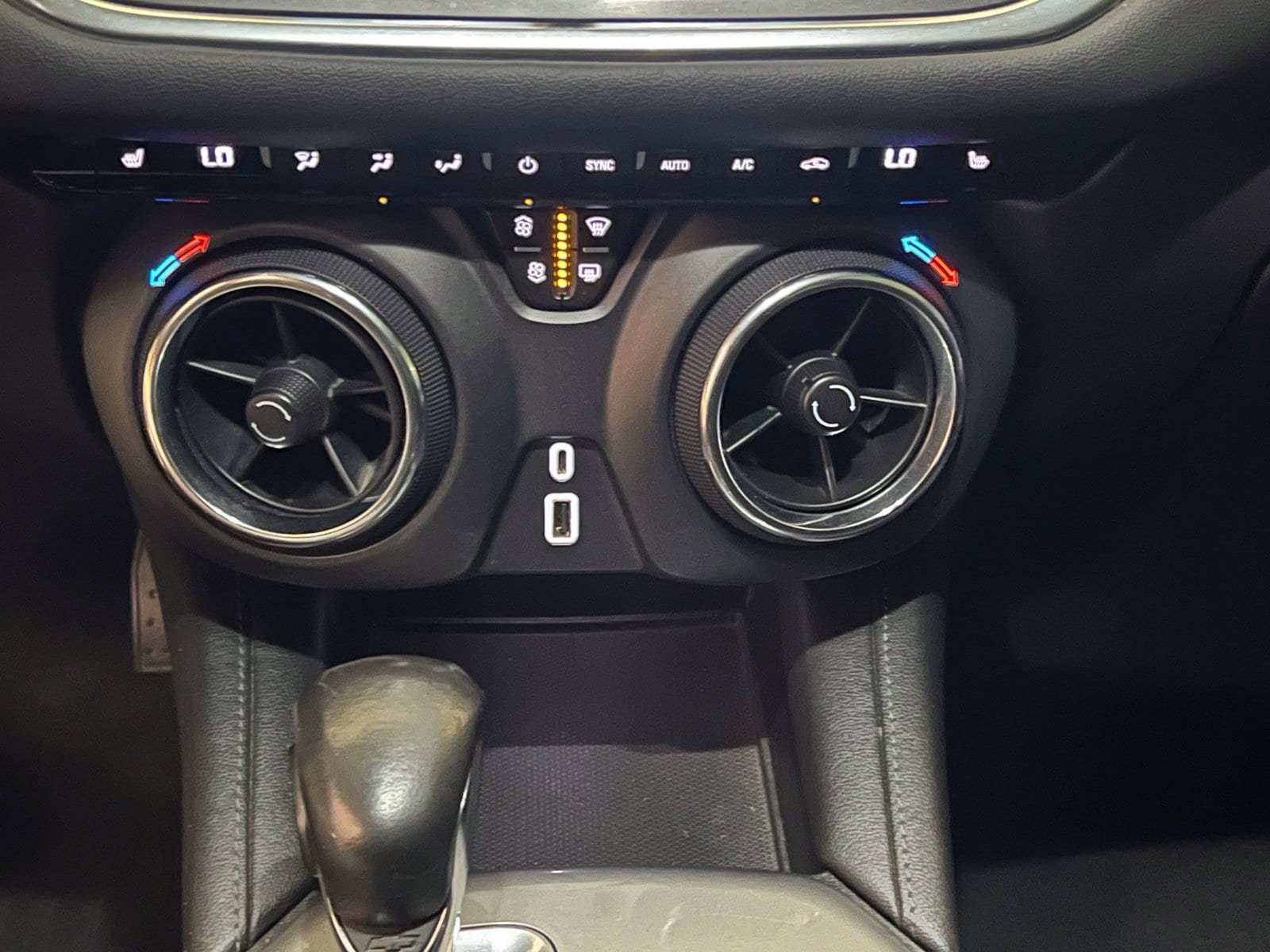 Used 2019 Chevrolet Blazer LT FWD image 28