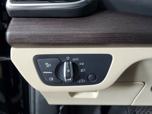 Certified 2023 Audi Q5 2.0T Premium w/ Convenience Package image 34