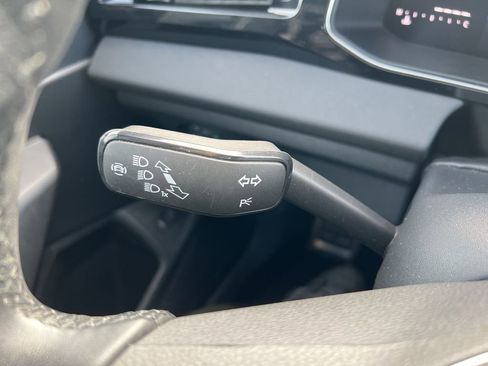 Used 2025 Volkswagen Jetta Sport image 14