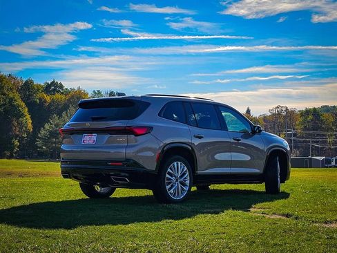 New 2026 Buick Enclave Sport Touring w/ Power Package image 4