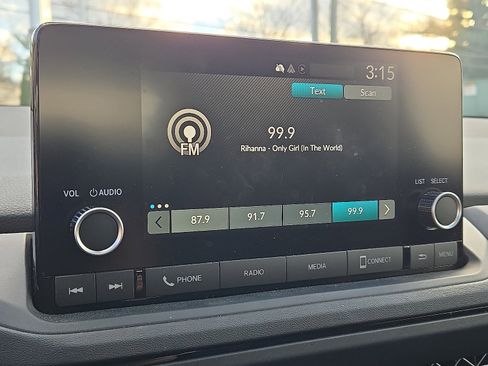 Used 2024 Honda Accord EX image 18