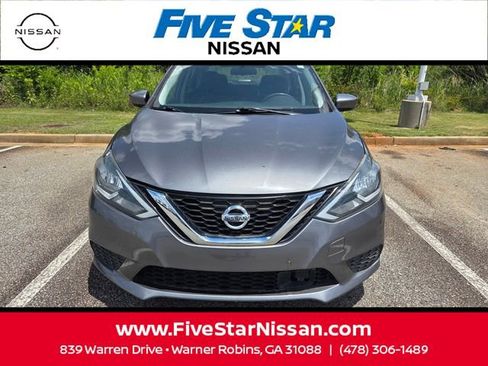 Used 2018 Nissan Sentra SV FWD image 2