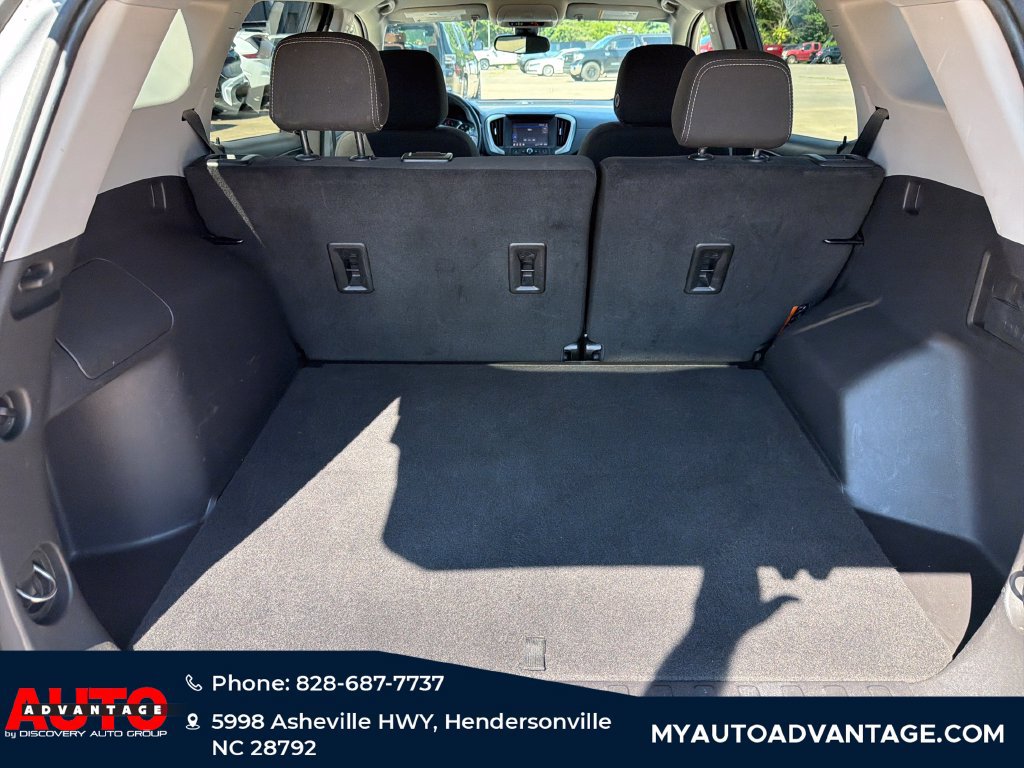 Used 2024 GMC Terrain SLE AWD/4WD image 33