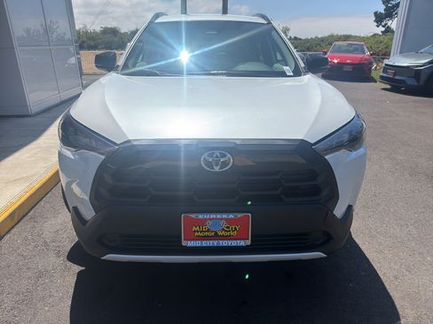 New 2026 Toyota Corolla Cross LE AWD/4WD image 4