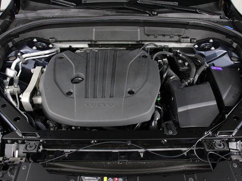 Certified 2026 Volvo XC60 B5 Plus w/ Protection Package Premier image 24