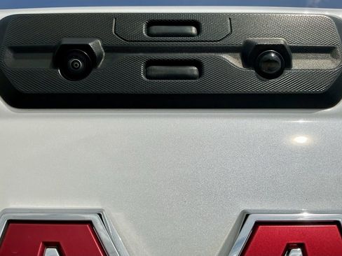 Used 2024 GMC Sierra 1500 SLT w/ SLT Premium Plus Package image 15