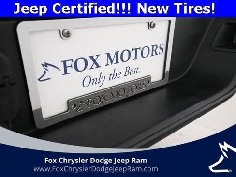 Certified 2023 Jeep Gladiator Sport image 36