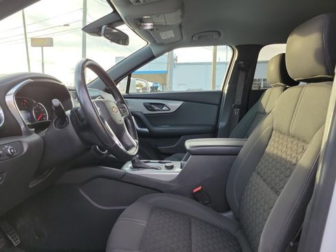 Used 2020 Chevrolet Blazer LT image 15